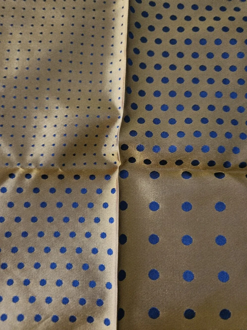 Luxury Men's Silk Gold Navy Blue Polka Dot Multi-Pattern Pocket Square | SZ 13" - Picture 6 of 6